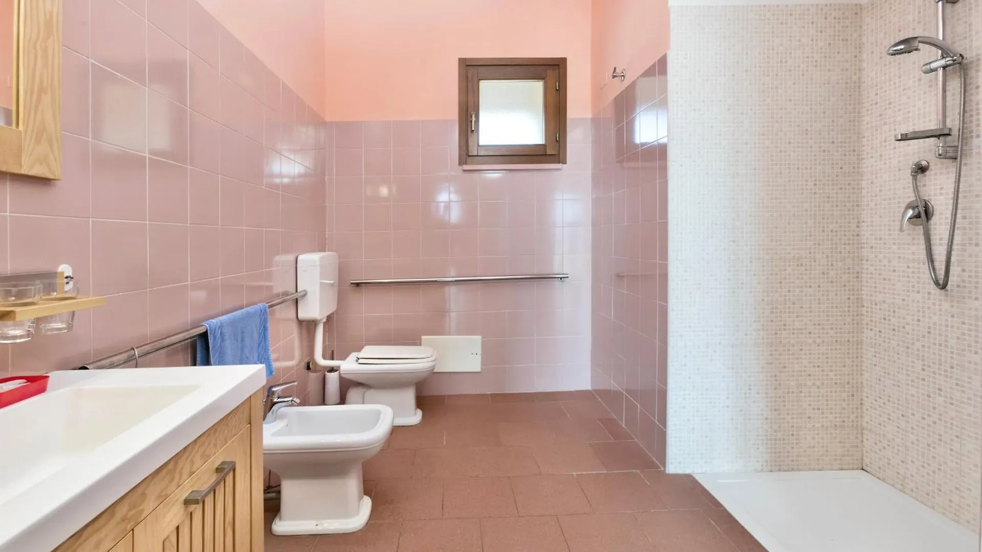 Isa-Residence With Private Beach In Bosa Marina Just 100 Meters From The Sea アパートホテル
