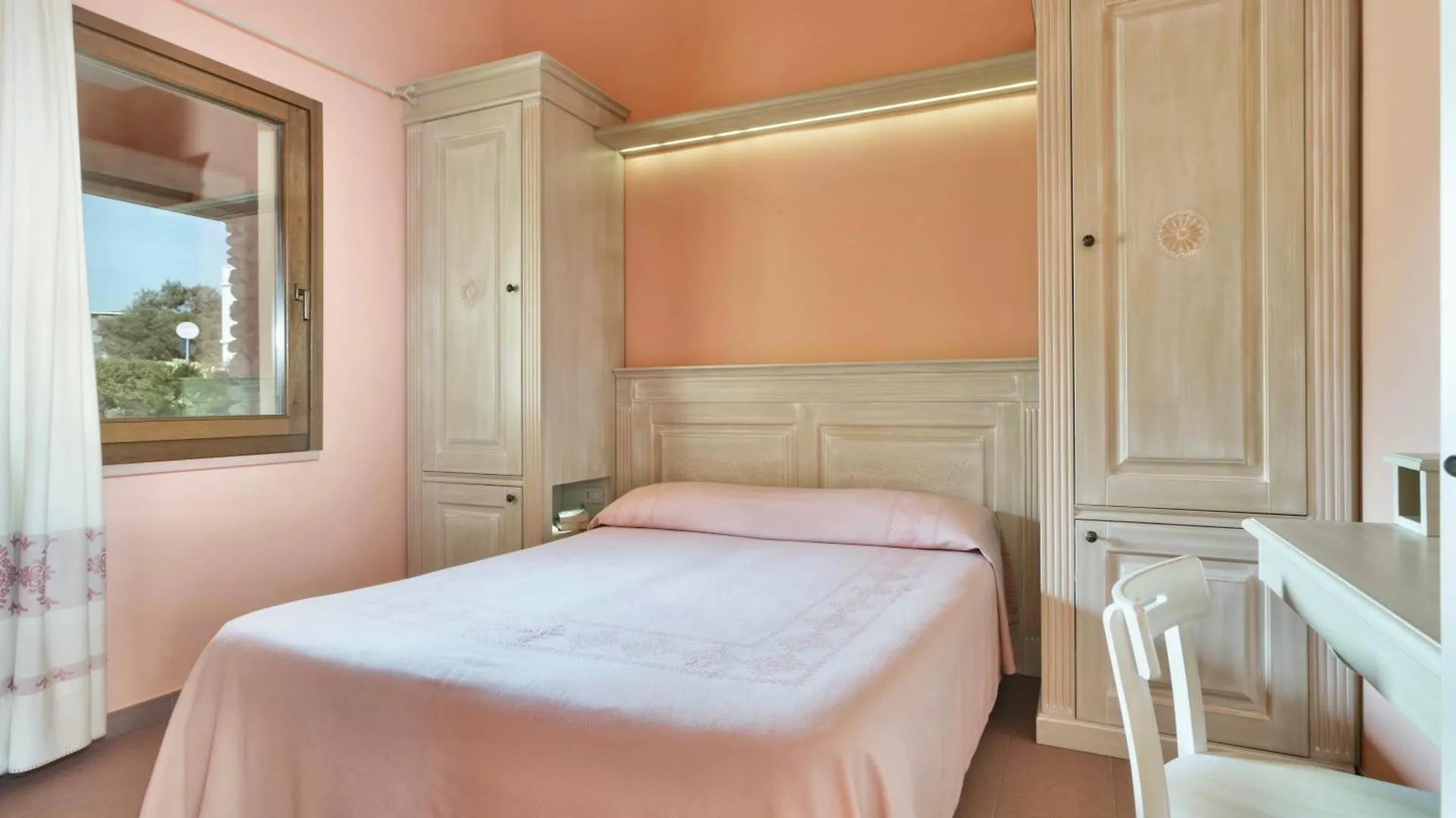 アパートホテル Isa-Residence With Private Beach In Bosa Marina Just 100 Meters From The Sea