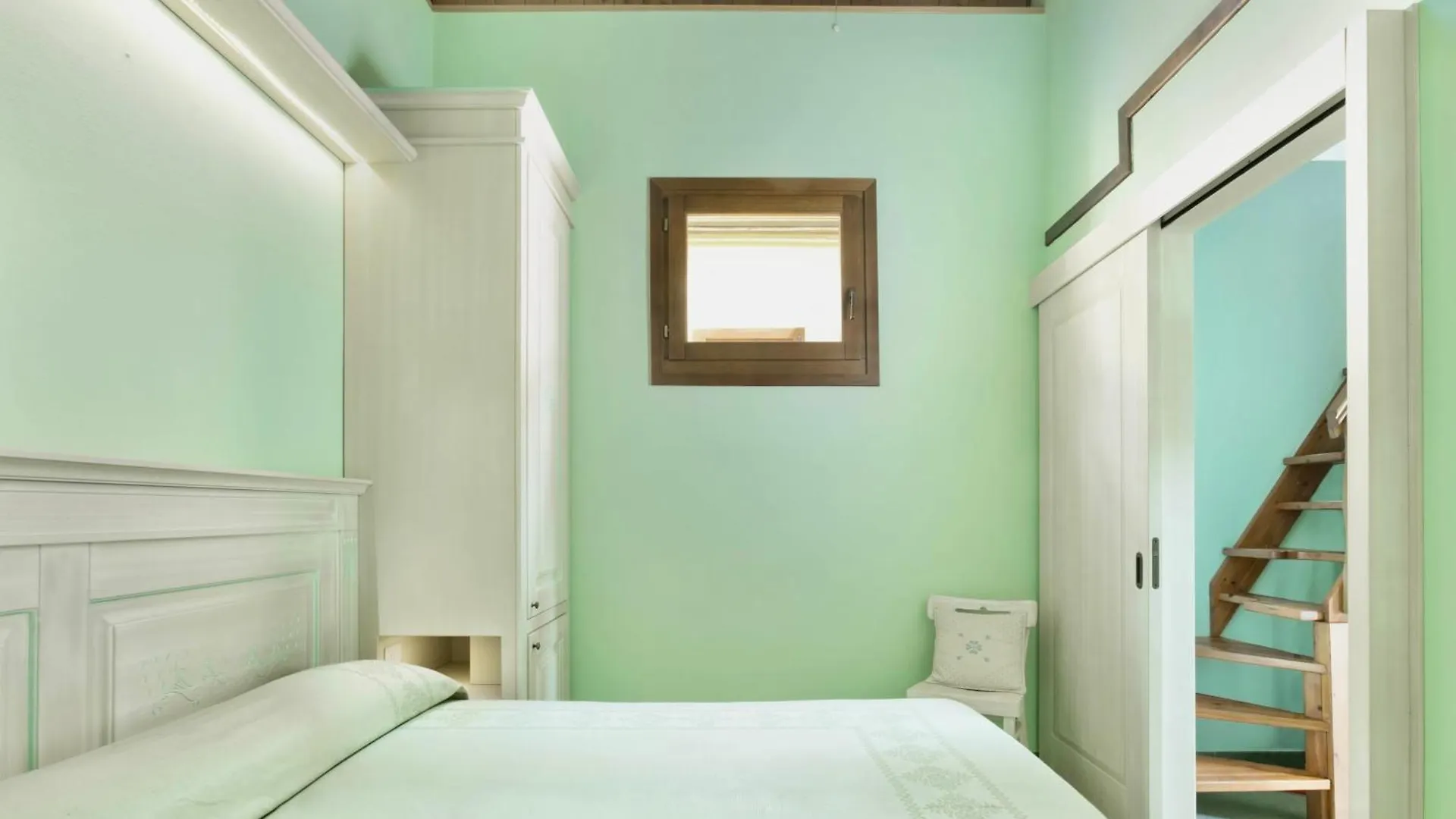 Isa-Residence With Private Beach In Bosa Marina Just 100 Meters From The Sea
